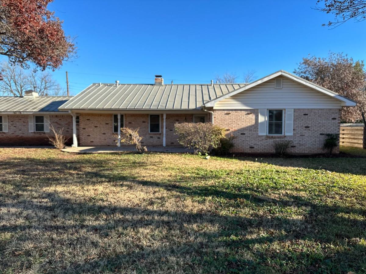 Apartment for rent at 2301 Post Oak Rd, Abilene, TX 79605