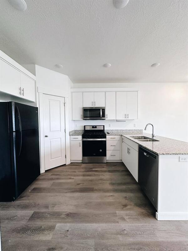 Townhouse for rent at 911 W 1000 N #A03, Tremonton, UT 84337