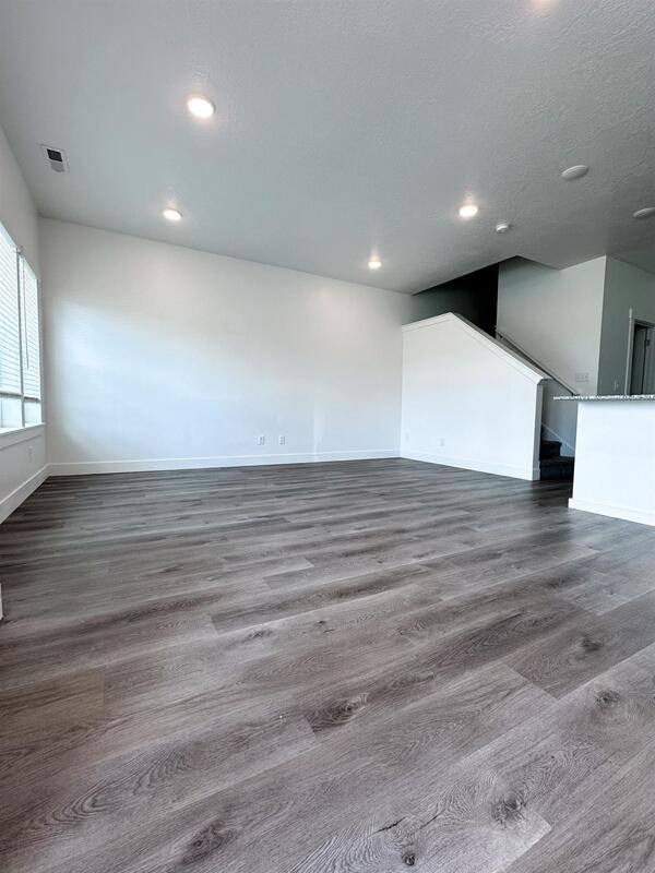 Townhouse for rent at 911 W 1000 N #A03, Tremonton, UT 84337