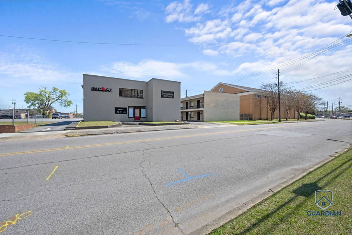 Apartment for rent at 230 S 6th St, Gadsden, AL 35901