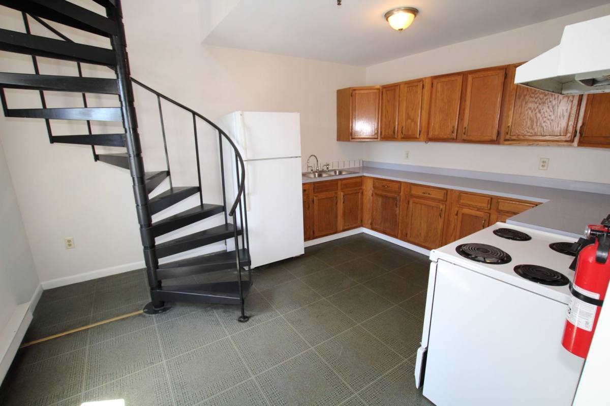 Apartment for rent at 11 Broadway #37, Kingston, NY 12401