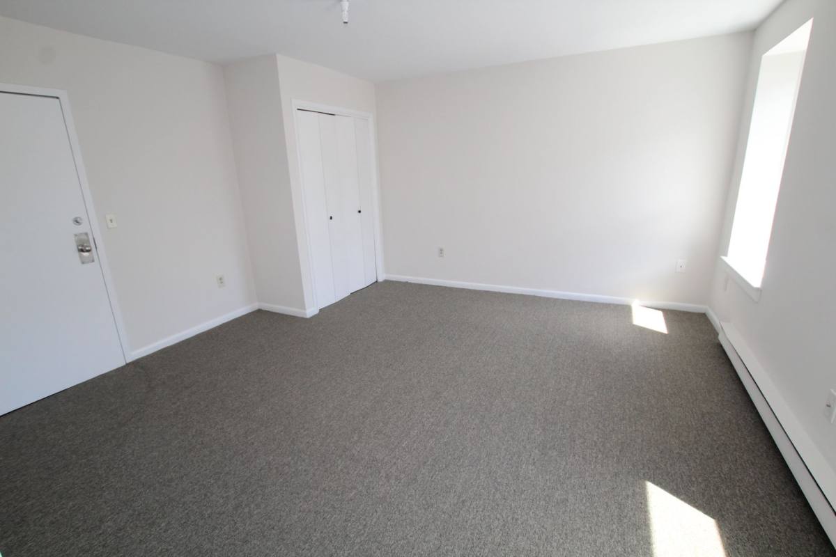 Apartment for rent at 11 Broadway #37, Kingston, NY 12401