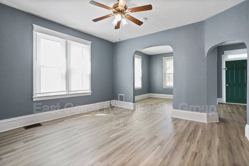House for rent at 39 W Wilson Blvd, Hagerstown, MD 21740
