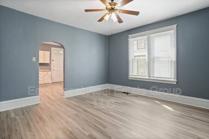 House for rent at 39 W Wilson Blvd, Hagerstown, MD 21740