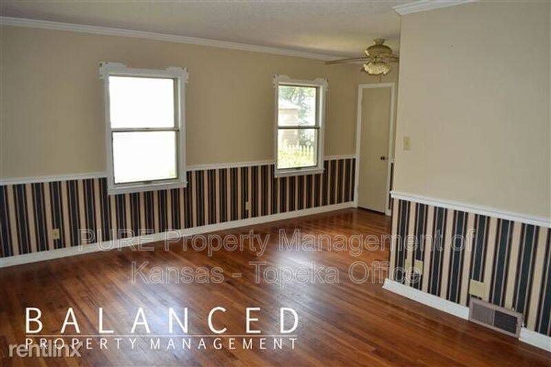 House for rent at 722 SW Vesper Ave, Topeka, KS 66606