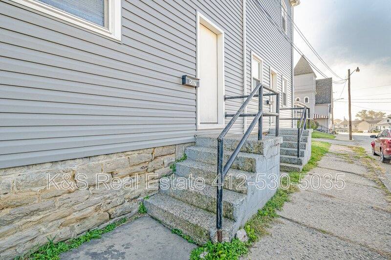 Apartment for rent at 507 Short St #1, Belle Vernon, PA 15012