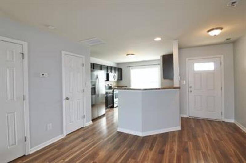 Townhouse for rent at 198 Collinwood Dr, Raeford, NC 28376