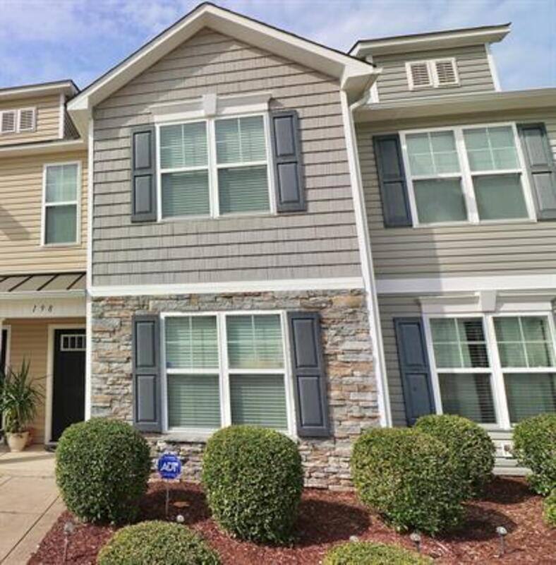 Townhouse for rent at 198 Collinwood Dr, Raeford, NC 28376