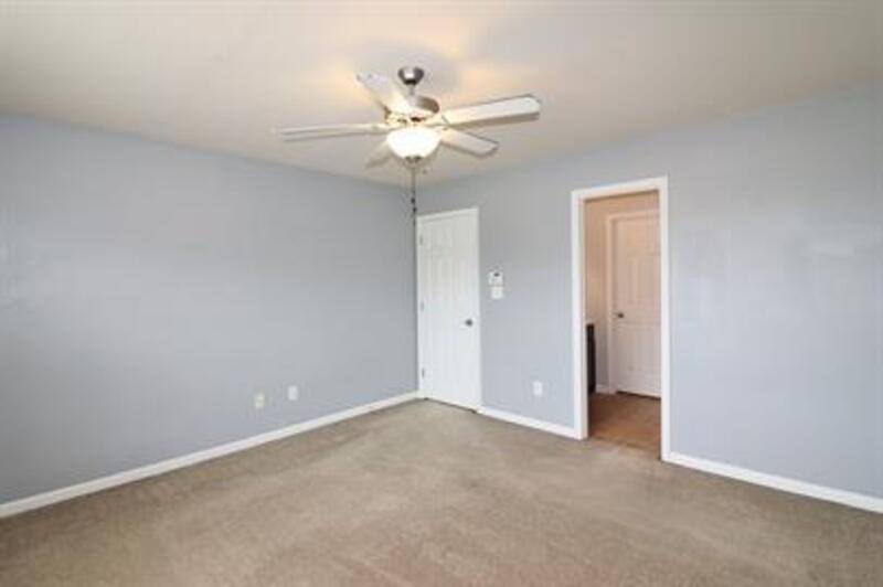 Townhouse for rent at 198 Collinwood Dr, Raeford, NC 28376