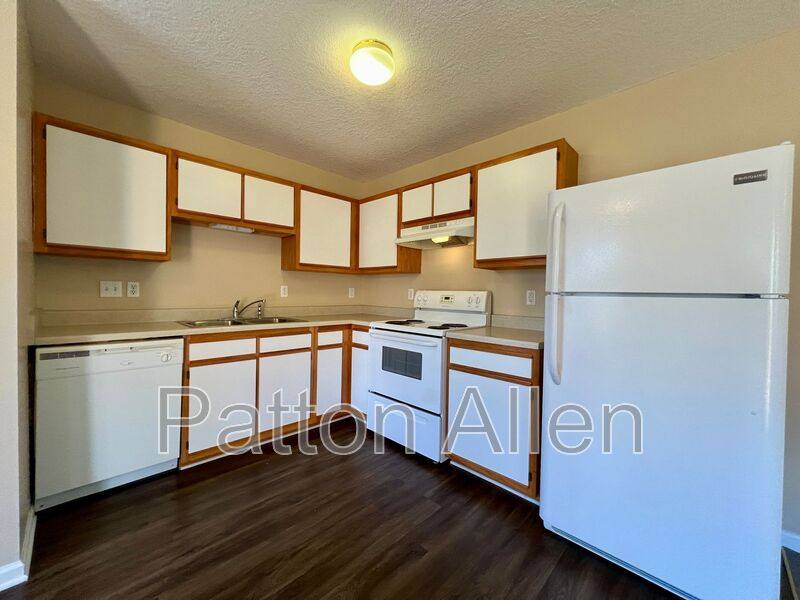 Apartment for rent at 25 Maybelle Lane, Weaverville, NC 28787