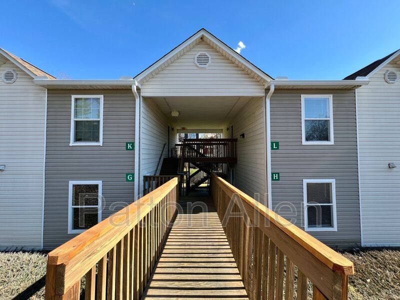 Apartment for rent at 25 Maybelle Lane, Weaverville, NC 28787