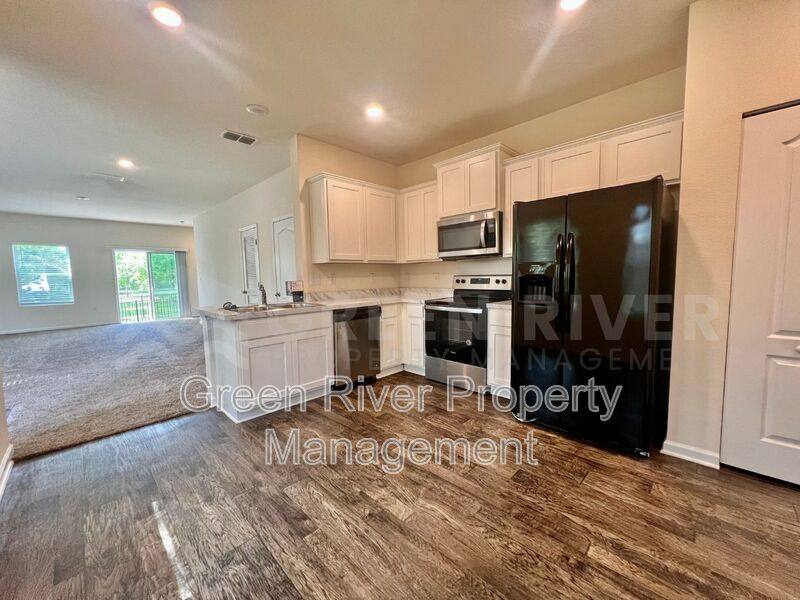 Townhouse for rent at 294 Aralia Lane, Jacksonville, FL 32216