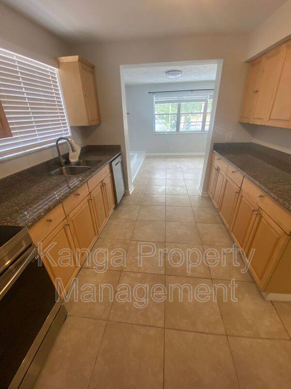 House for rent at 1317 Willow Rd, West Palm Beach, FL 33406