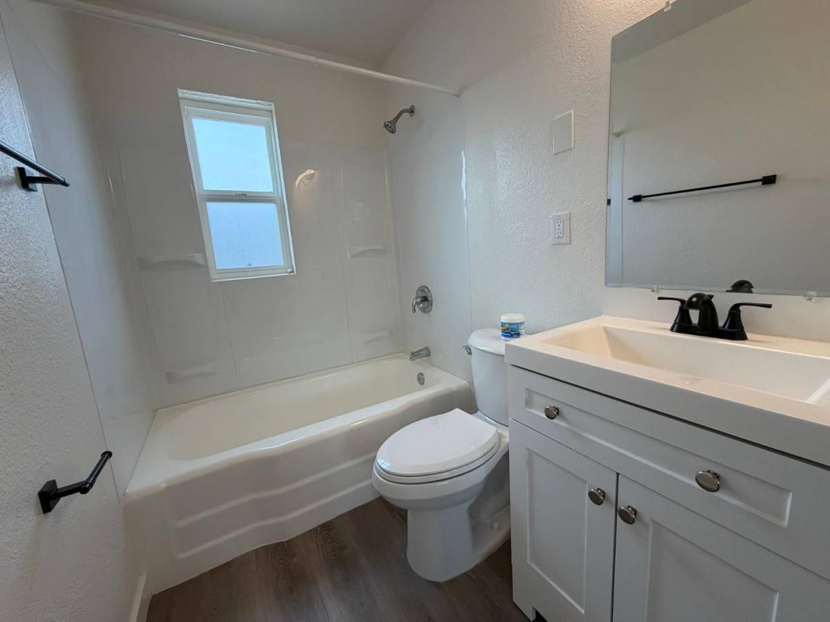 Townhouse for rent at 1027 E Dunlap Ave, Phoenix, AZ 85020