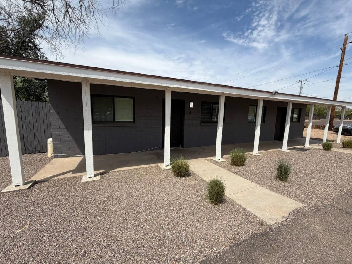 Townhouse for rent at 1027 E Dunlap Ave, Phoenix, AZ 85020