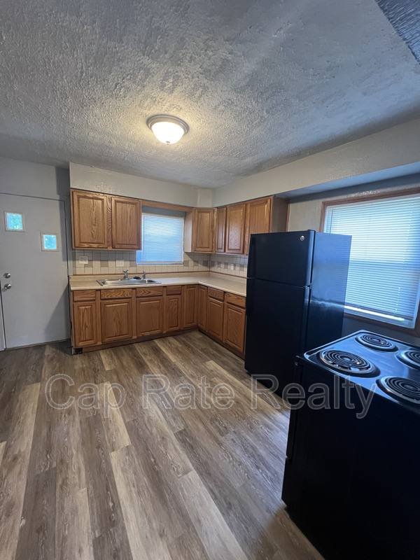 House for rent at 924 E 18th Ave, Columbus, OH 43211