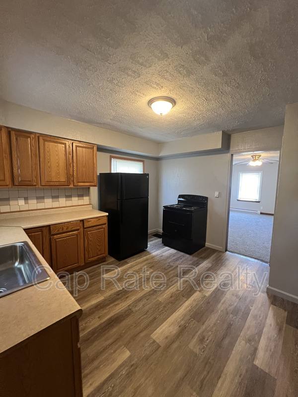 House for rent at 924 E 18th Ave, Columbus, OH 43211