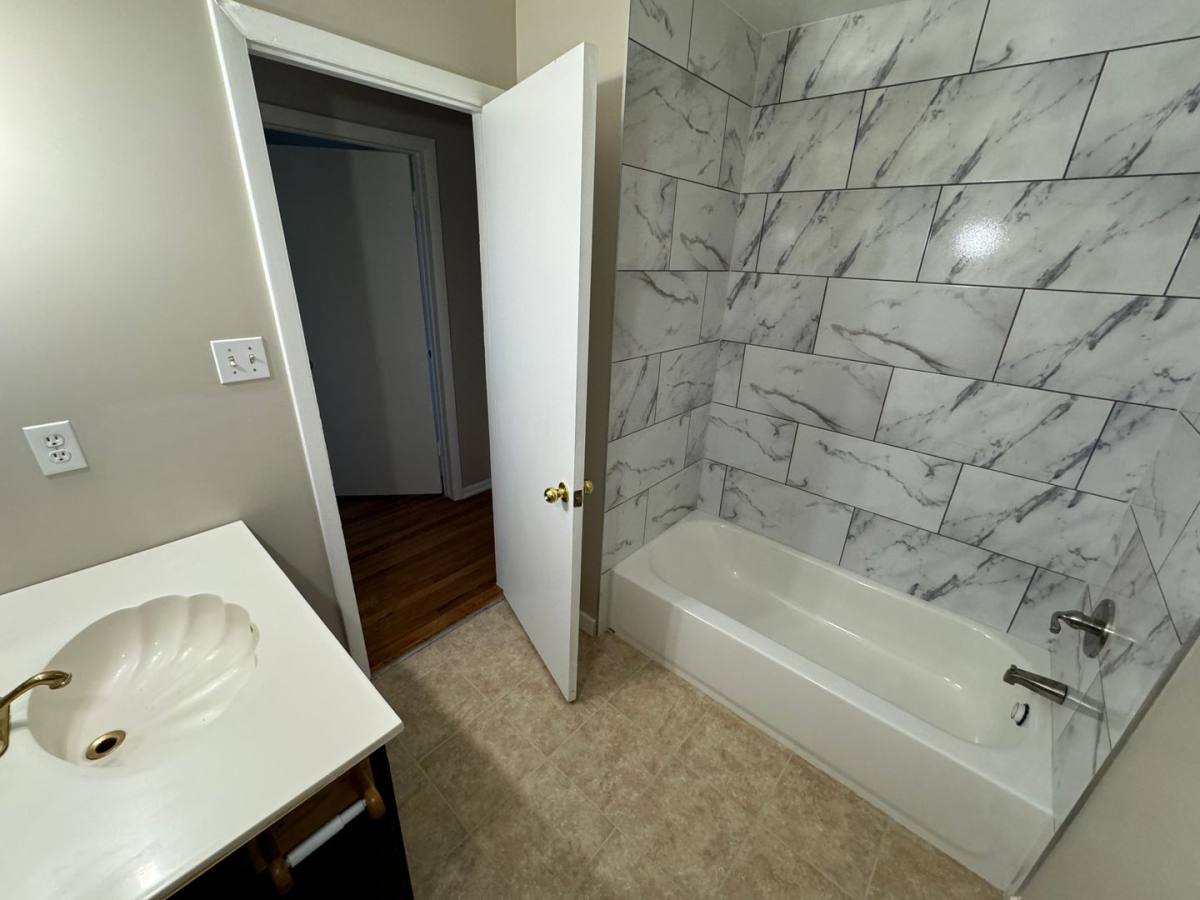 House for rent at 11955 E Arizona Dr, Aurora, CO 80014