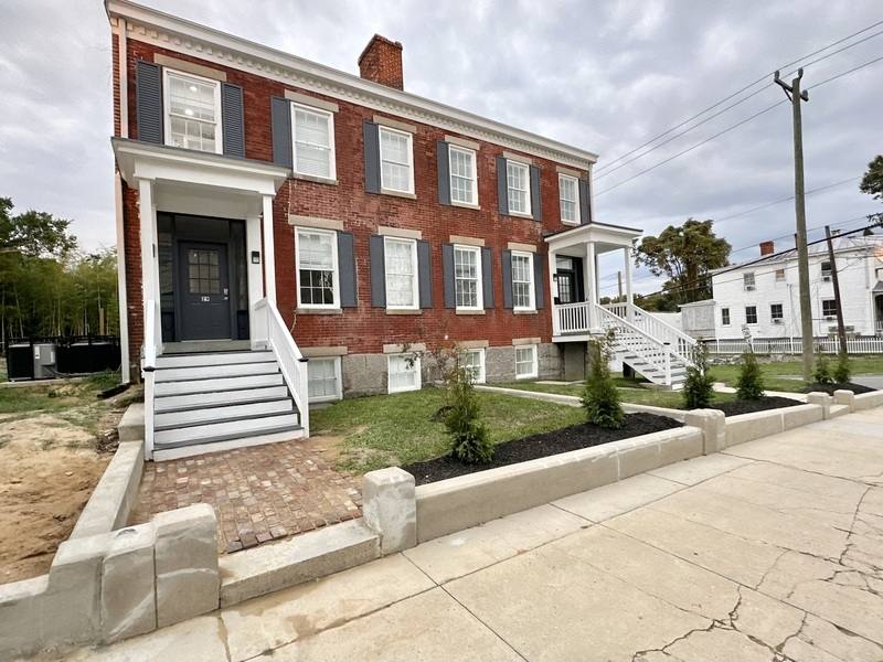 Apartment for rent at 29 S Jefferson St #A, Petersburg, VA 23803
