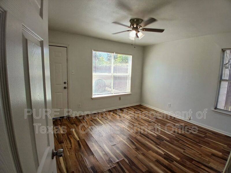 Apartment for rent at 901 Furman Ave #D, Corpus Christi, TX 78404