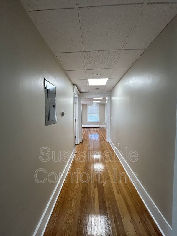 Apartment for rent at 36 Roxbury St #1, Worcester, MA 01609