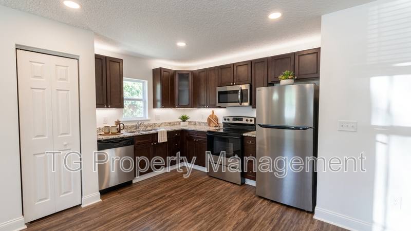 Apartment for rent at 1756 Lane Ave #1, Jacksonville, FL 32210