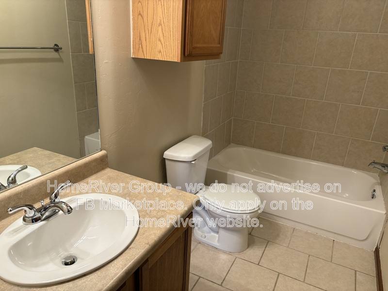 Apartment for rent at 600 Garrison Lane, Yukon, OK 73099