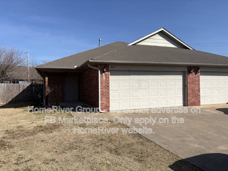 Apartment for rent at 600 Garrison Lane, Yukon, OK 73099