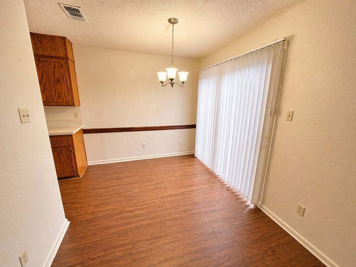 Apartment for rent at 3002 Chaucer Dr, Killeen, TX 76543