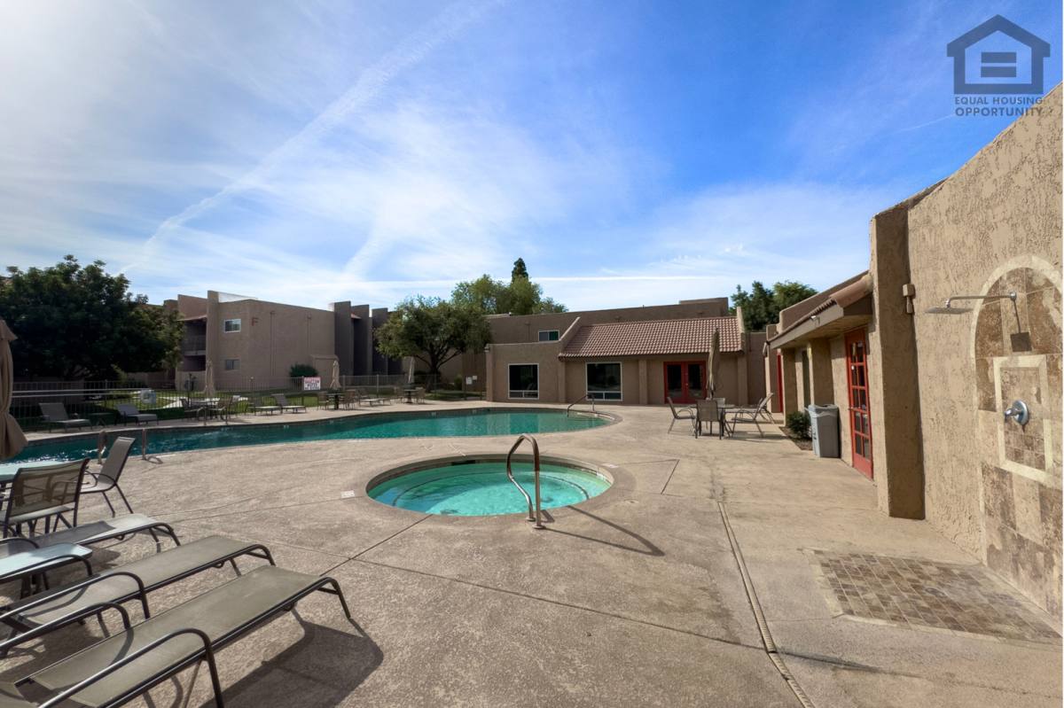 Apartment for rent at 5525 E Thomas Rd, Phoenix, AZ 85018