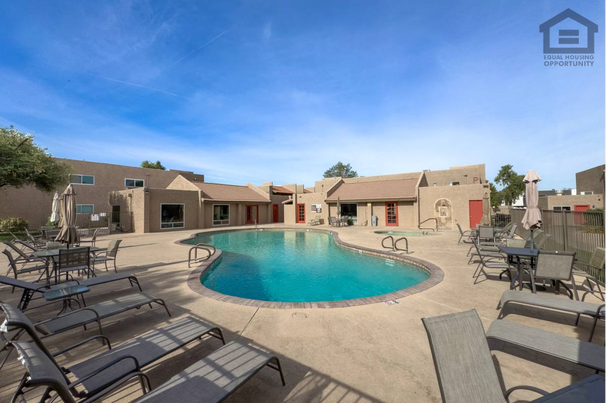 Apartment for rent at 5525 E Thomas Rd, Phoenix, AZ 85018