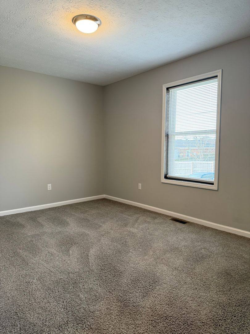 Apartment for rent at 424 Garden City Dr, Richmond, KY 40475