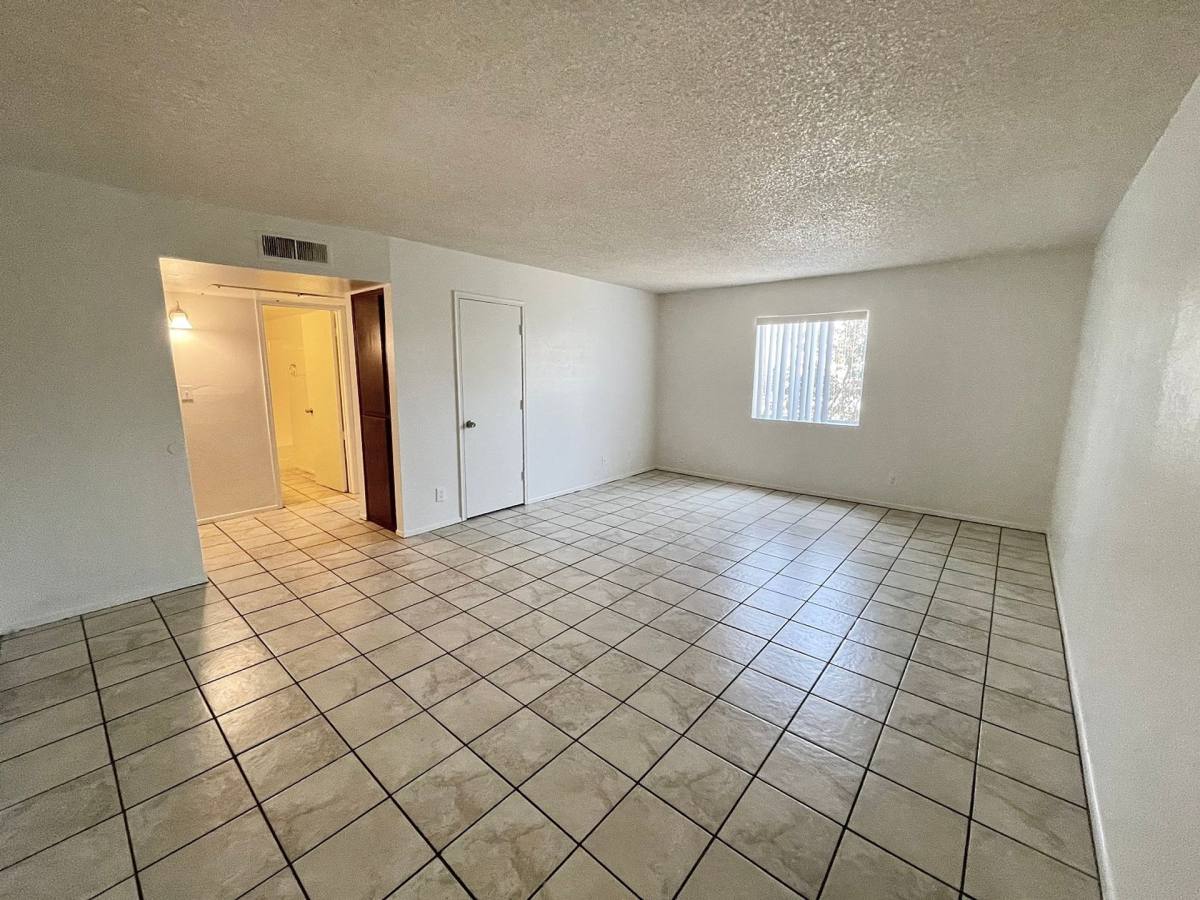 Apartment for rent at 201 E Townley Ave, Phoenix, AZ 85020