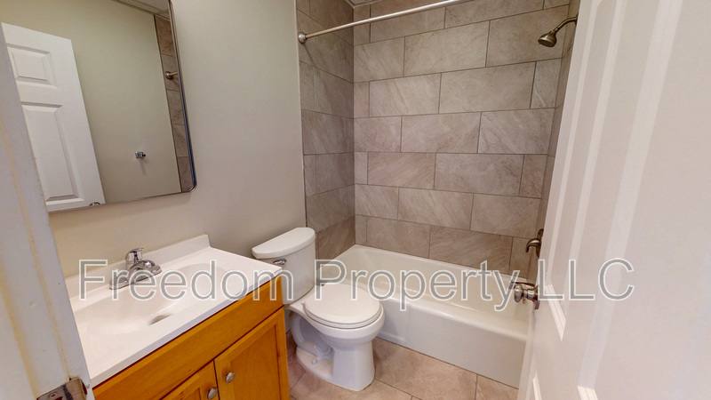 Apartment for rent at 242 N Main St, Southington, CT 06489