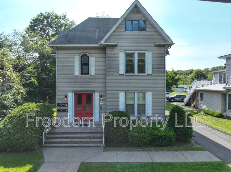 Apartment for rent at 242 N Main St, Southington, CT 06489