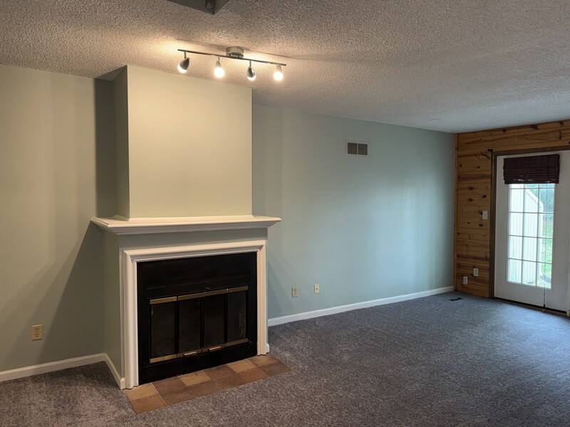 Apartment for rent at 2901 University Dr #B, Lawrence, KS 66049