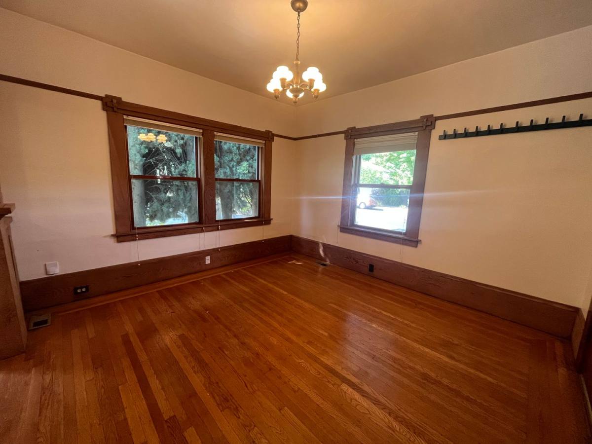 House for rent at 219 24th St, Sacramento, CA 95816