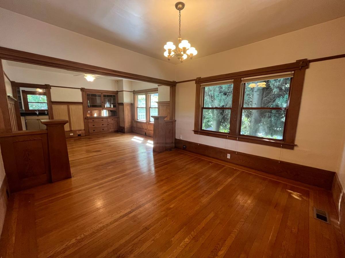 House for rent at 219 24th St, Sacramento, CA 95816