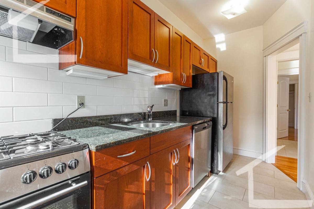 House for rent at 1332 Commonwealth Ave #8D, Allston, MA 02134