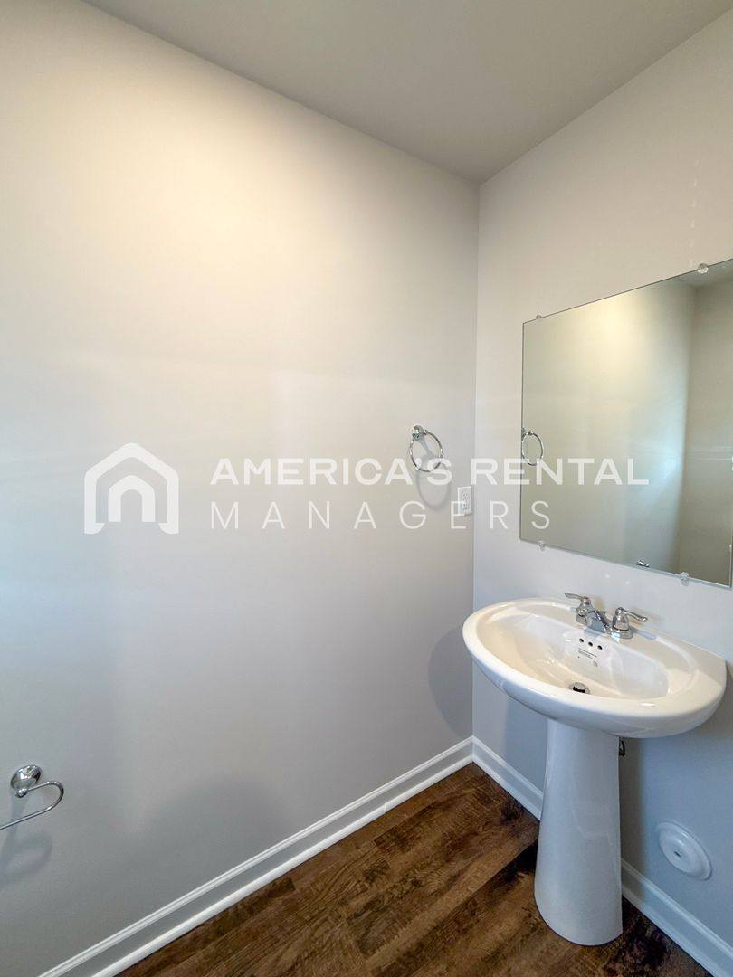 Townhouse for rent at 96 River Grass Dr, Lincoln, AL 35096
