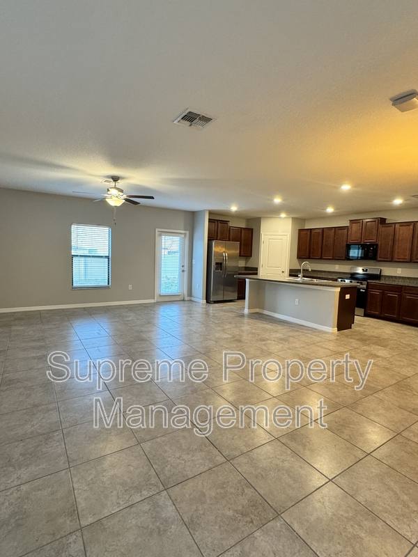 House for rent at 12716 Lemon Pepper Dr, Riverview, FL 33578
