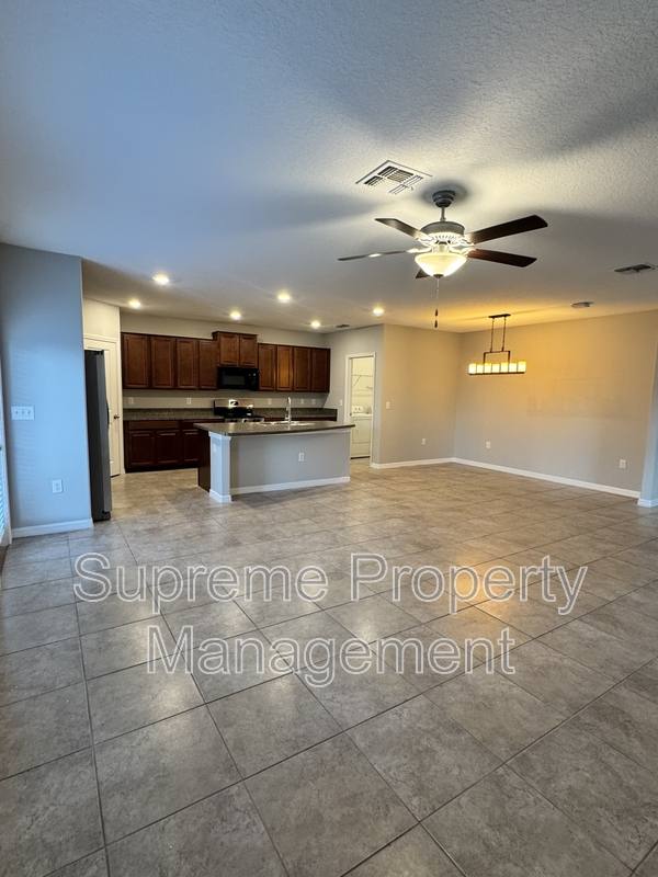 House for rent at 12716 Lemon Pepper Dr, Riverview, FL 33578