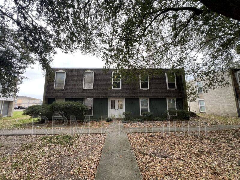 Apartment for rent at 4547 Alvin Dark #1, Baton Rouge, LA 70820