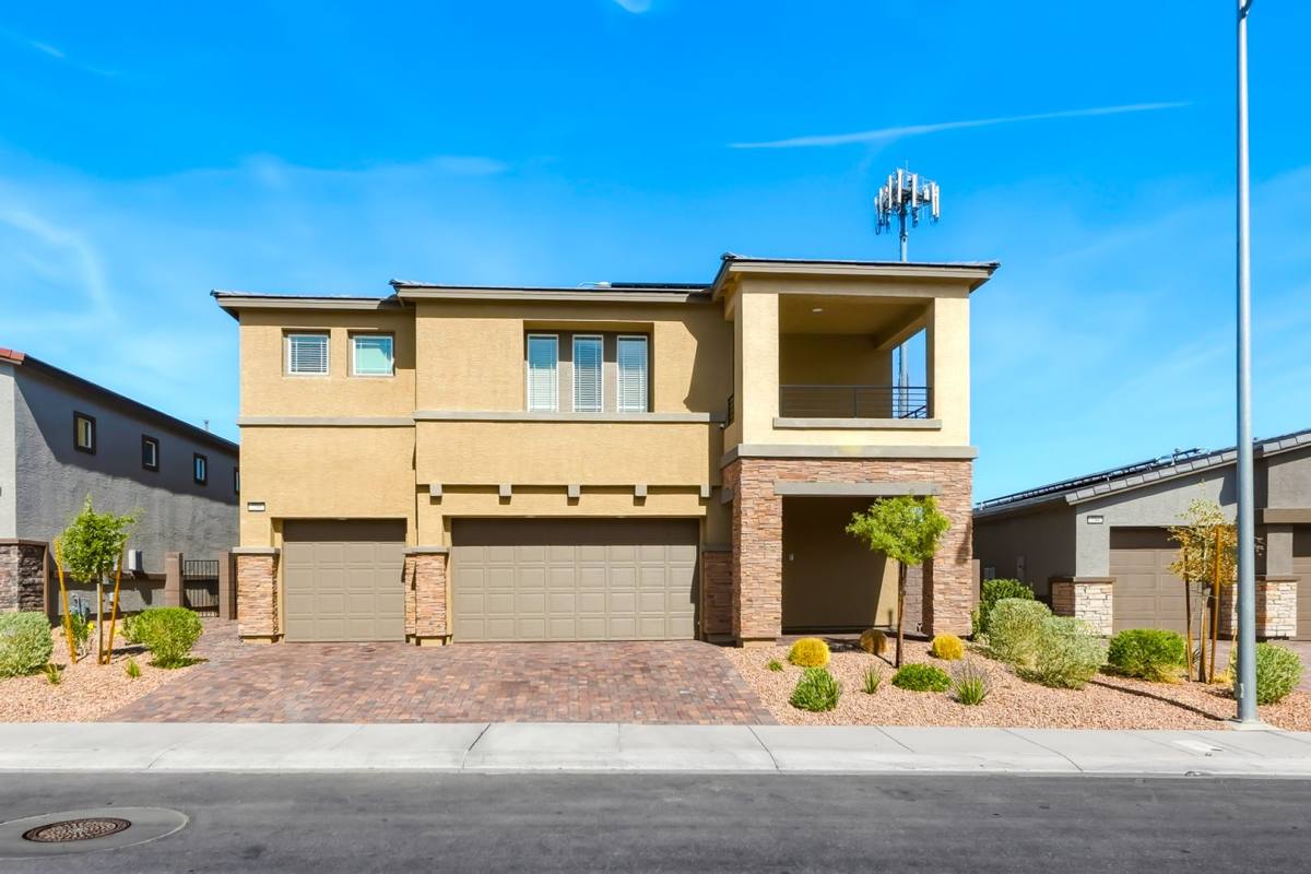House for rent at 290 Robson Ridge Lane, Henderson, NV 89015