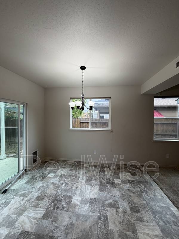 House for rent at 623 Heber Lane, Medford, OR 97501