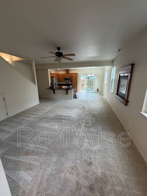 House for rent at 623 Heber Lane, Medford, OR 97501