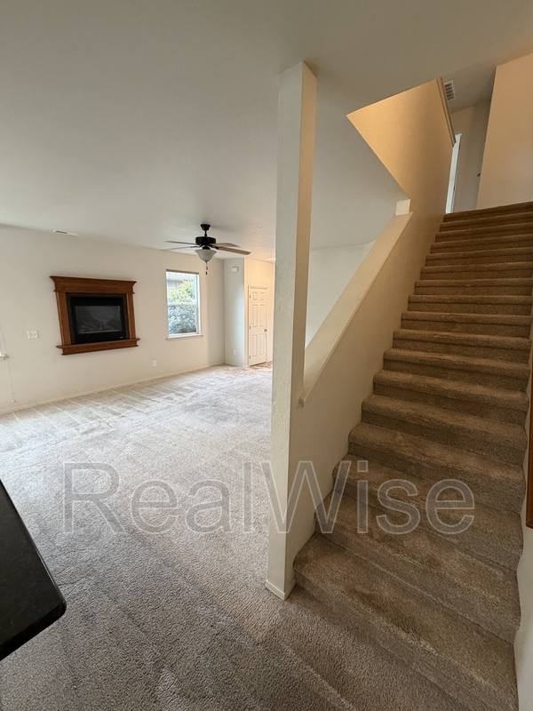 House for rent at 623 Heber Lane, Medford, OR 97501