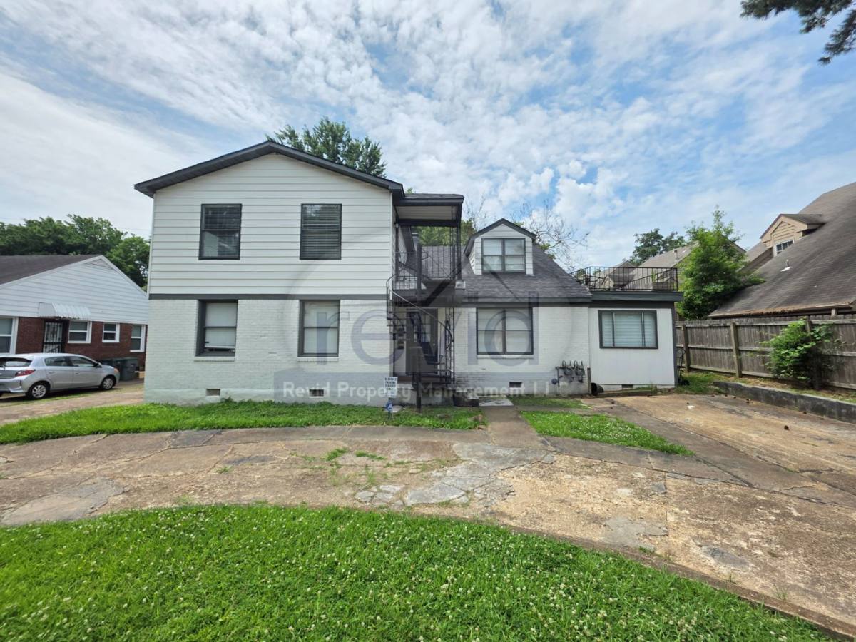 Apartment for rent at 3523 Barwood Circle, Memphis, TN 38122