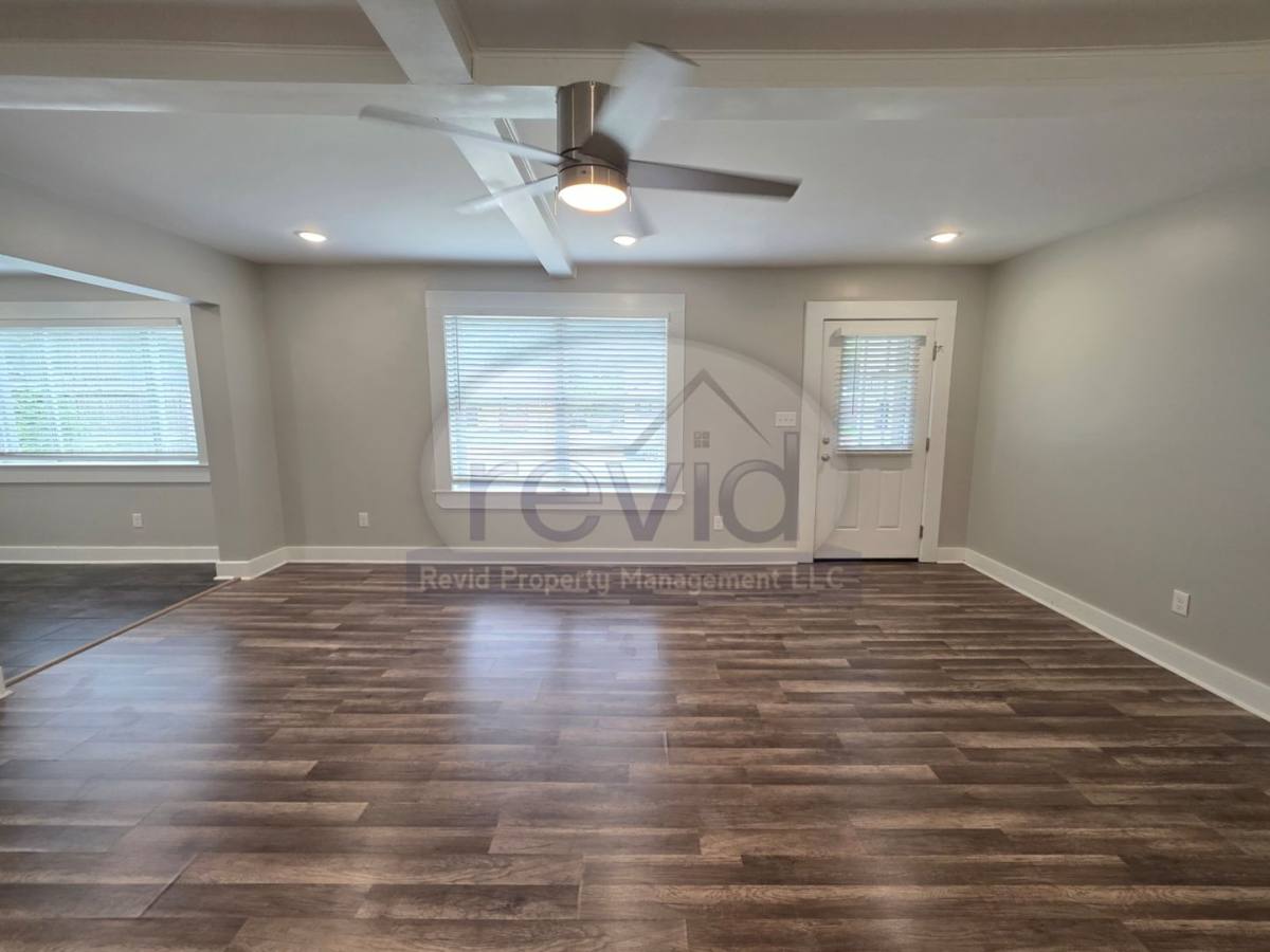 Apartment for rent at 3523 Barwood Circle, Memphis, TN 38122