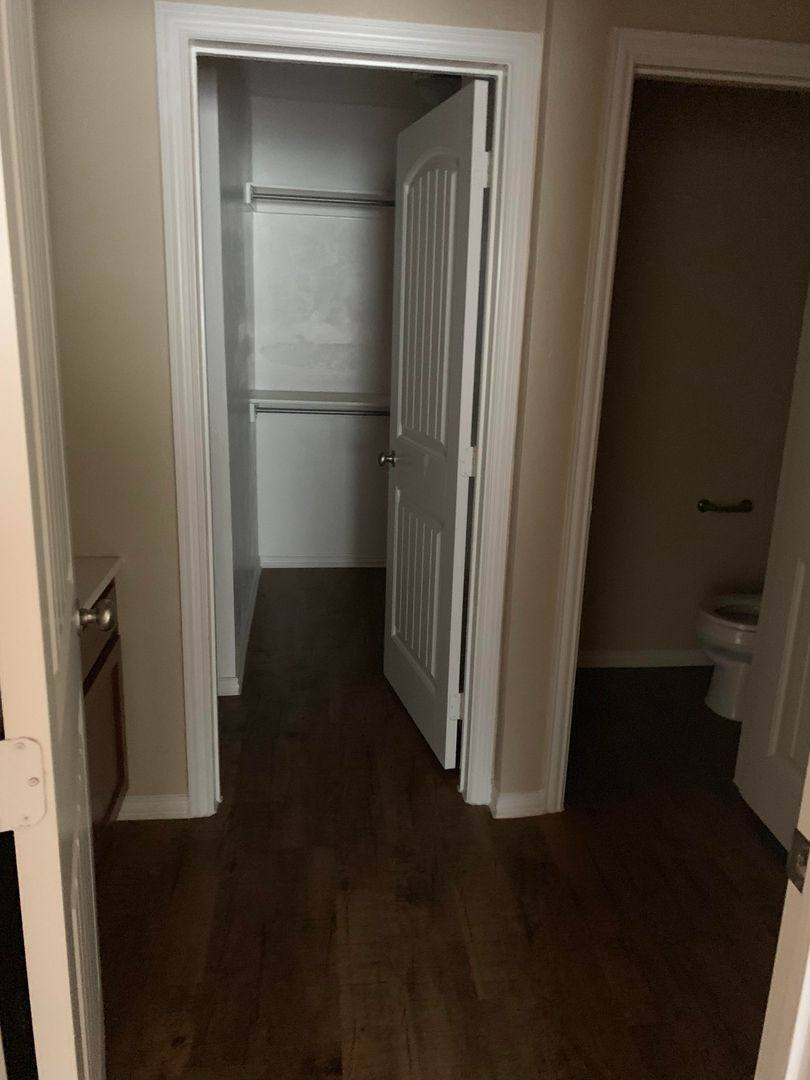 Apartment for rent at 11 W Maple, Duncan, OK 73533
